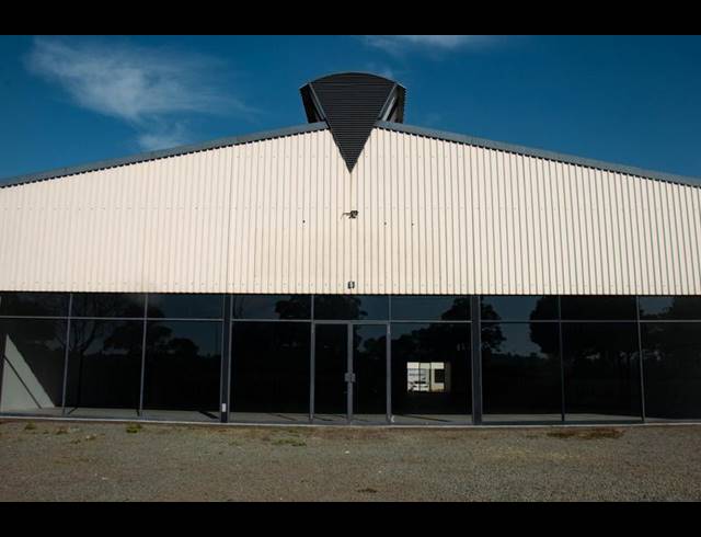 INDUSTRIAL PROPERTY TO RENT IN CAMPSDRIFT